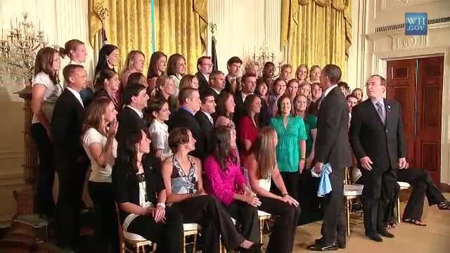 Karen (back row, second from left) and her Sky Blue FC teammates meet President Barack Obama at the White House in 2010