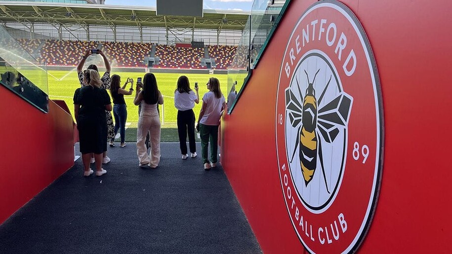 BRENTFORD FC LEVEL UP ON GENDER EQUALITY BY JOINING WOMEN IN FOOTBALL