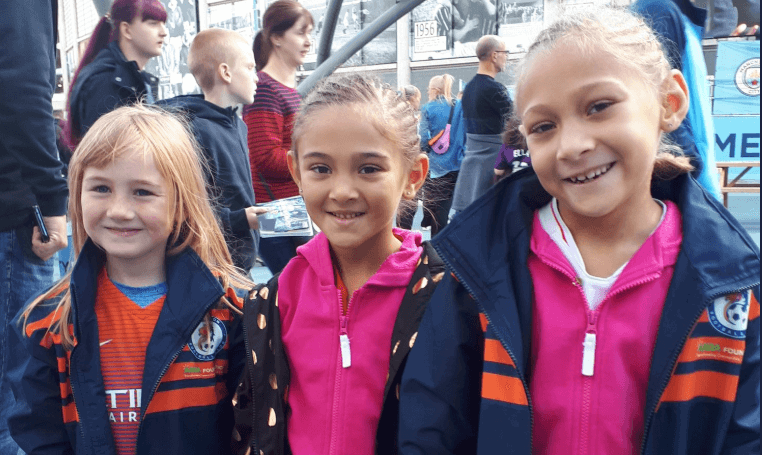 Over 300 Wildcats part of a record-breaking crowd at Etihad to watch the Manchester derby